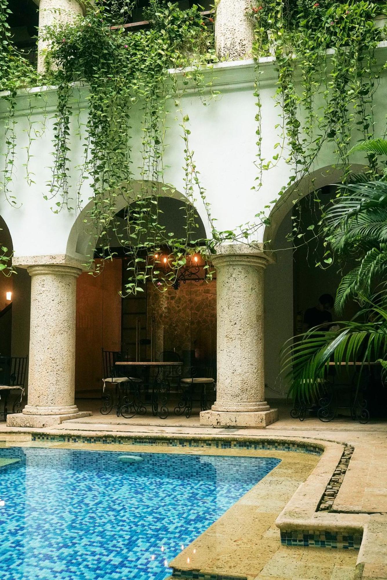 Boutique Patio Corao Hotel