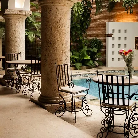 Boutique Patio Corao Hotel